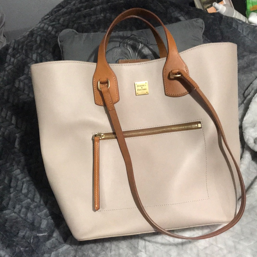 Dooney and Bourke purse